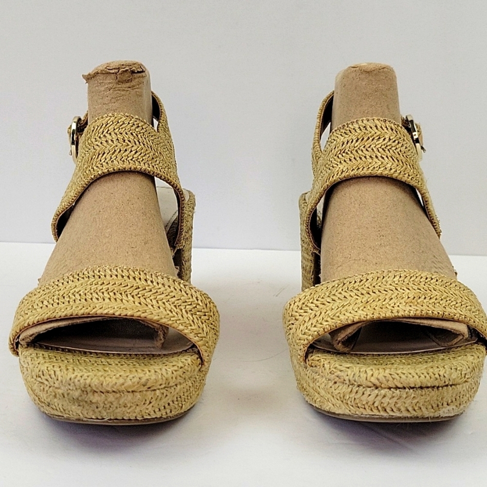Anne Klein Padrino Woven Raffia Block Heel Open Toe Sandals Tan  Size 8.5 - Picture 6 of 15